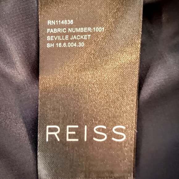 REISS Seville Navy 2-piece Suit Blazer & Skirt Sz 4 US - Picture 7 of 16